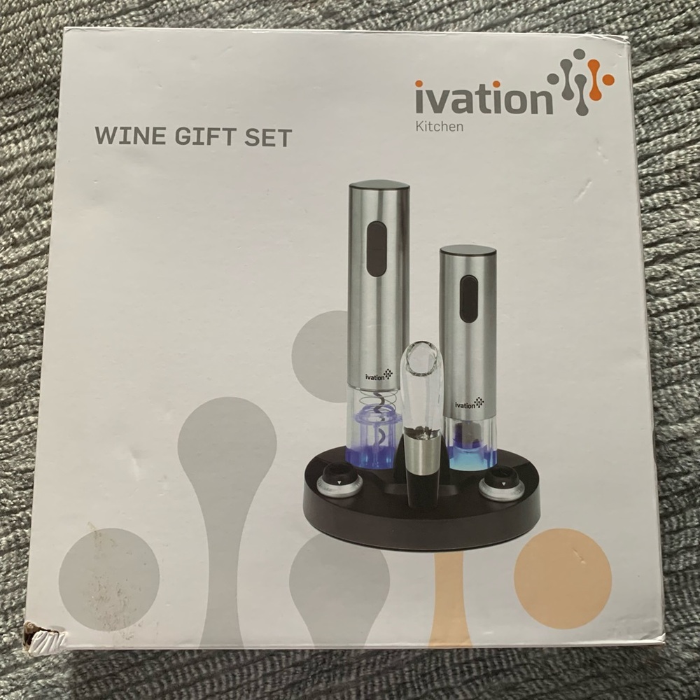 Ivation 7-Piece Electric Wine Opener
Set, Deluxe Wine Opener Gift Set NEW